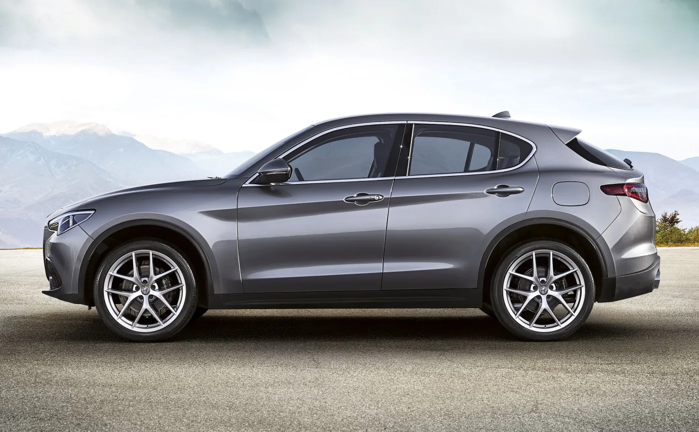 9801751-alfa-romeo-stelvio.jpg