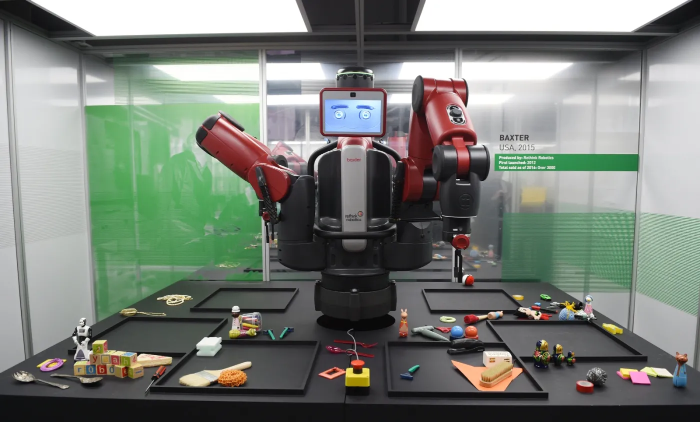 9860900-roboty-przyszlosci.jpg