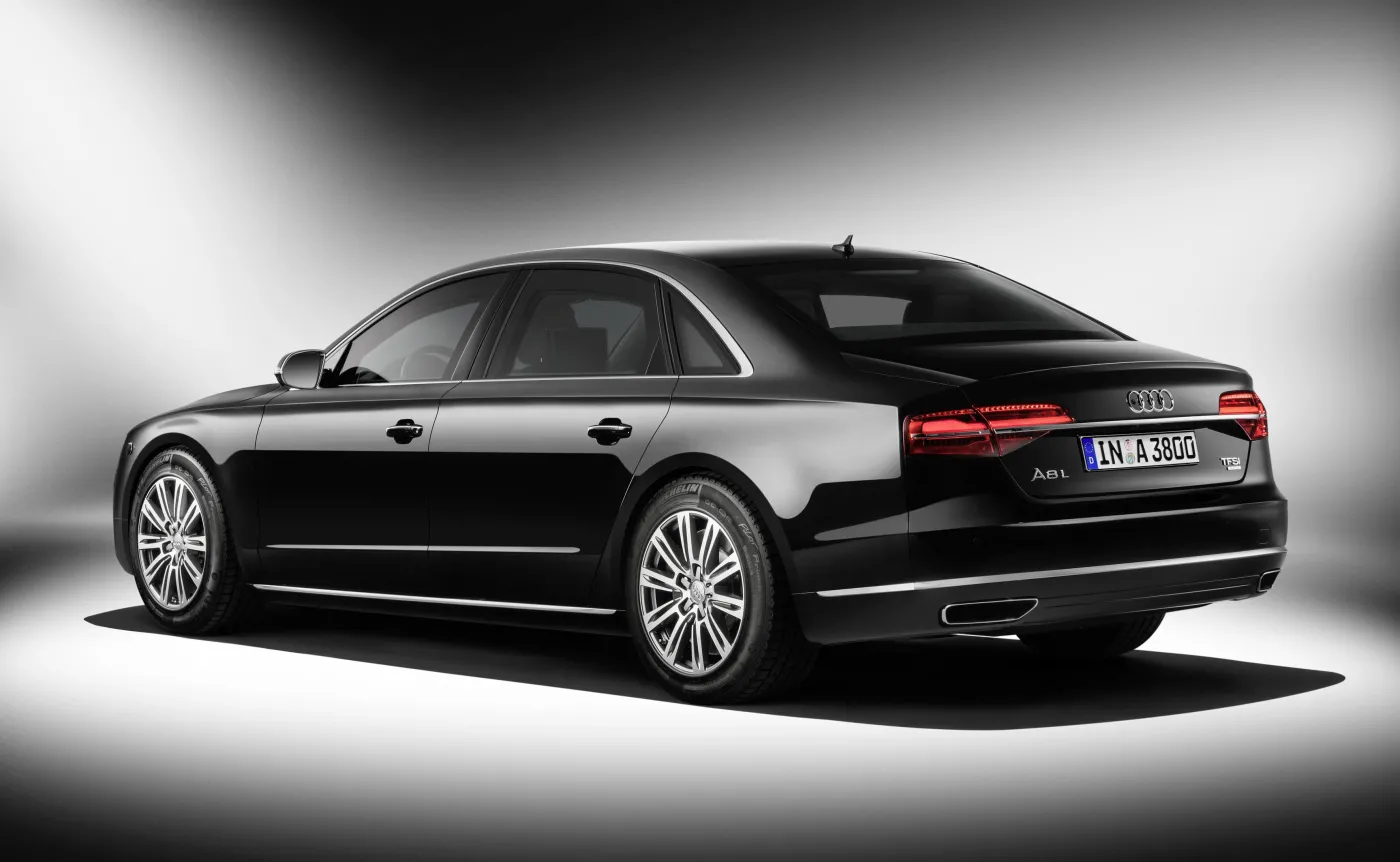 9872333-audi-a8-l-security.jpg