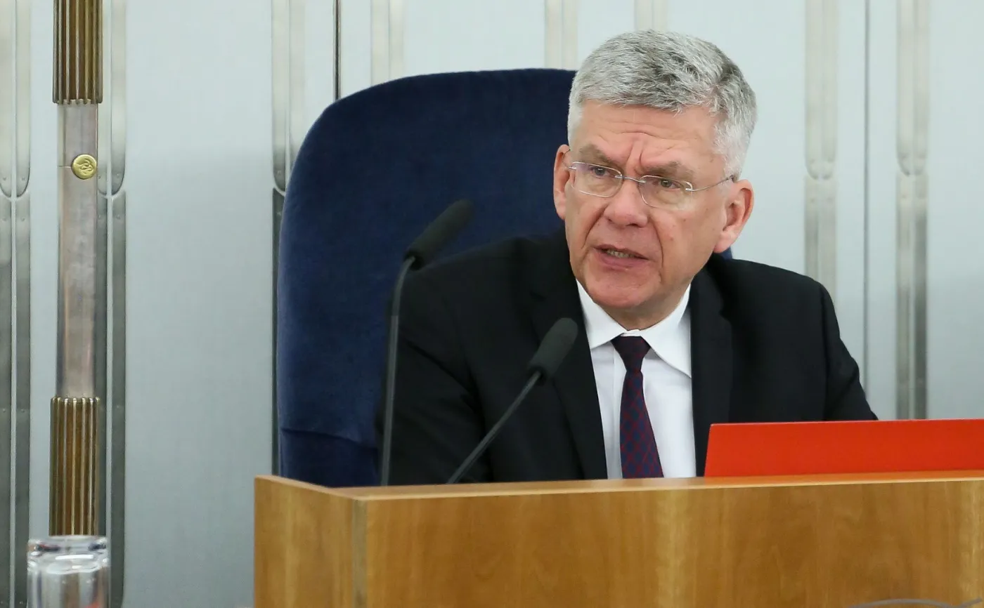 Prawie 1,7 mln zł na podróże senatorów. Rekordzistą marszałek Karczewski