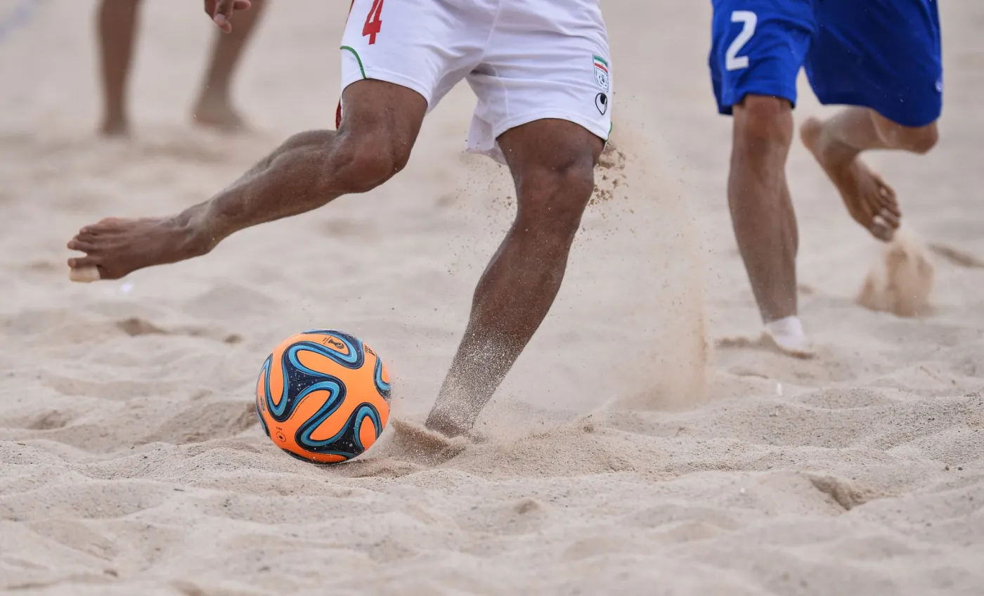 Piłka nożna plażowa