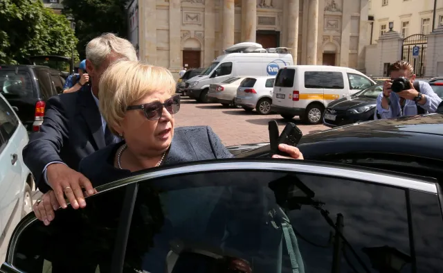 Gersdorf przeprosiła za wypowiedź o "niewygórowanej pensji 10 tys." zł