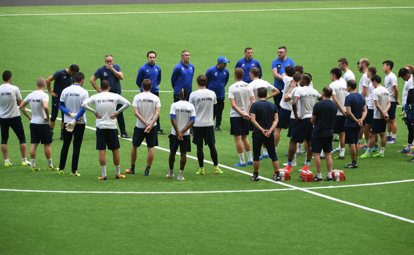 W pucharach nie przegrali u siebie od 13 meczów. W środę FK Astana stanie na drodze Legii do Ligi Mistrzów