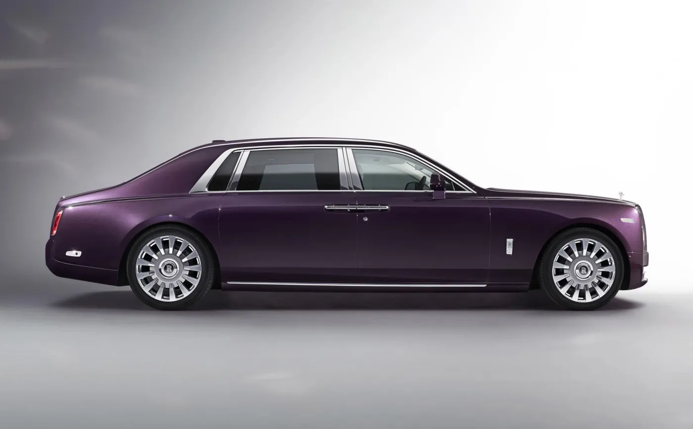 10343279-rolls-royce-phantom.jpg