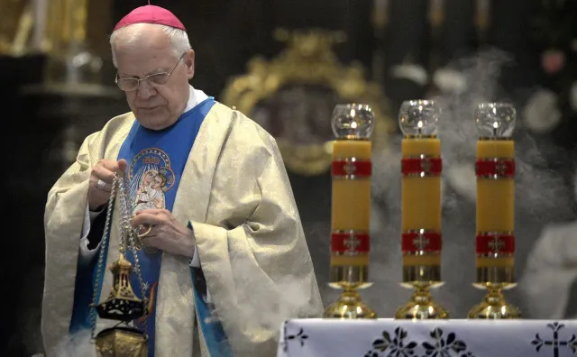 "Nie godzi się, aby wybrani przez nasz naród reprezentanci ośmieszali Polskę i mobilizowali jej wrogów na zewnątrz"