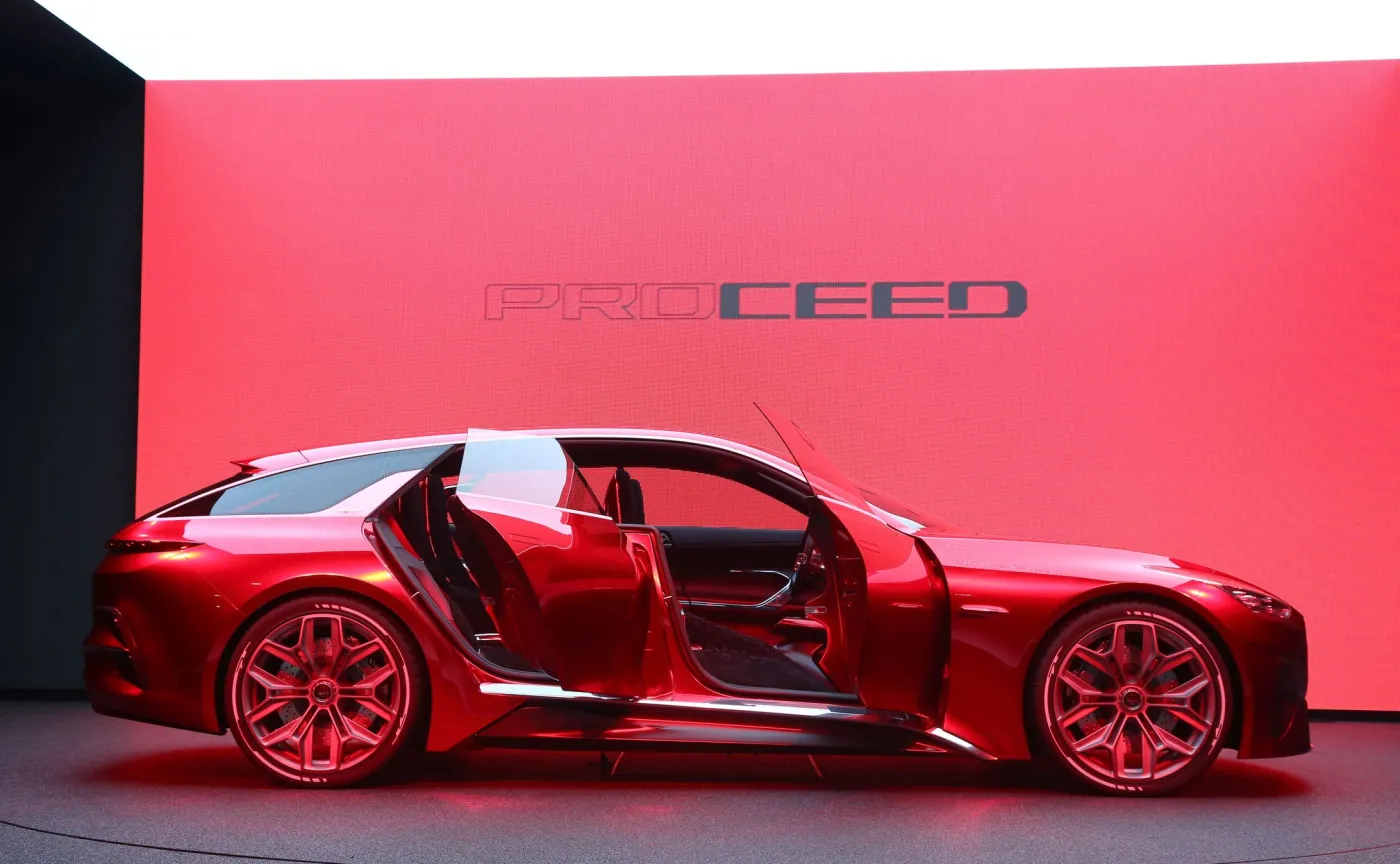 10434152-kia-proceed-concept.jpg