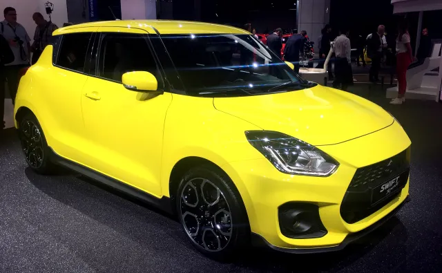 Japończycy odpalili w Niemczech nowy i lekki pocisk. Oto Suzuki Swift Sport trzeciej genarcji