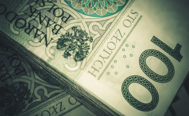 Ofiara afery Amber Gold domaga się ponad 100 tys. złotych od Skarbu Państwa. Ruszył proces