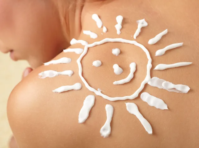 Solarium chroni przed rakiem... - największe mity dotyczące opalania