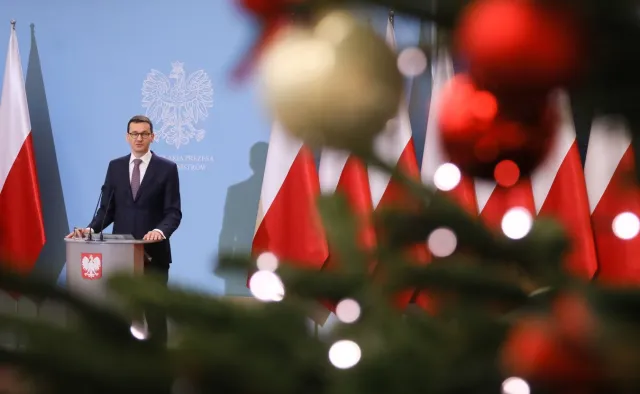 Morawiecki: Od stycznia "antysmogowe" taryfy na energię elektryczną