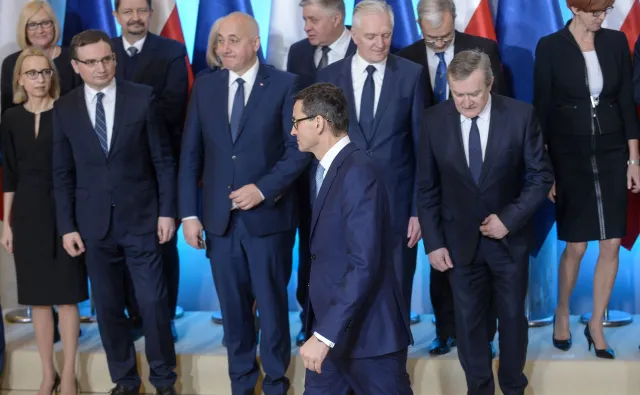 Ciąg dalszy zmian w rządzie. "Powrót do koncepcji, która obowiązywała za PO-PSL"