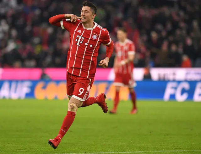 Liga niemiecka: Lewandowski wrócił w wielkim stylu. Polak najlepszym zagranicznym strzelcem Bayernu