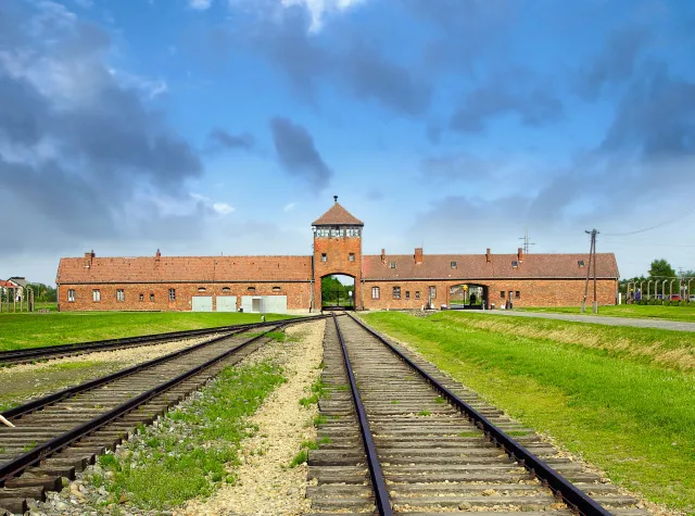 Ocalały w drodze do Auschwitz: Żydzi nie mają monopolu na cierpienie