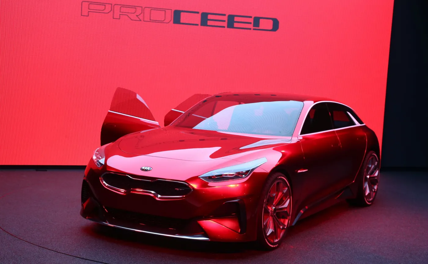 10434120-kia-proceed-concept.jpg