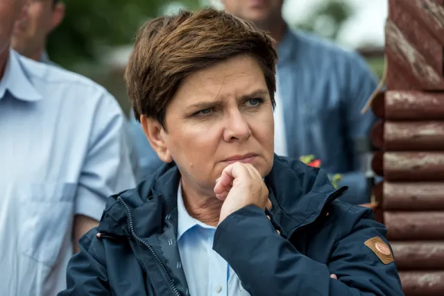 Szydło sama przyznała sobie 65 tys. zł nagrody. Burza po odpowiedzi na interpelację posła PO