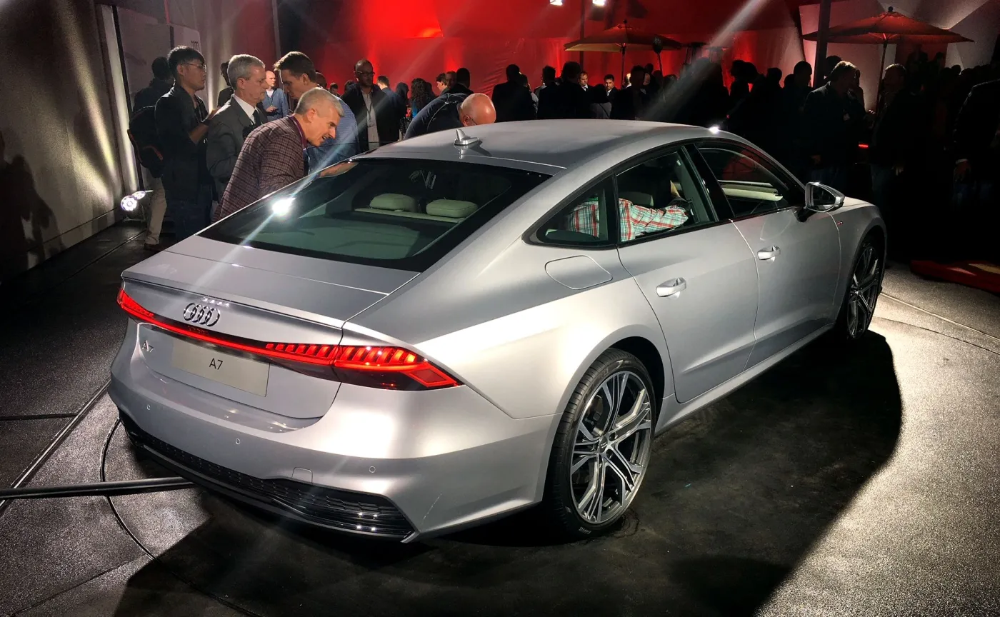 10517067-audi-a7-sportback.jpg