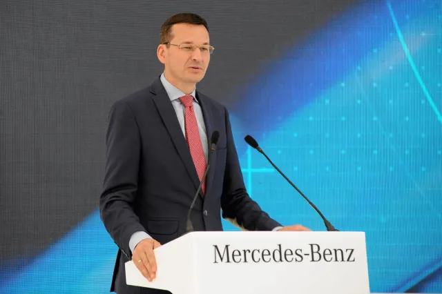 Kto wielkim plusem rządu PiS? "Nagle znalazł pieniądze, których, jak mówił jego poprzednik nie ma i nie będzie" [OPINIA]