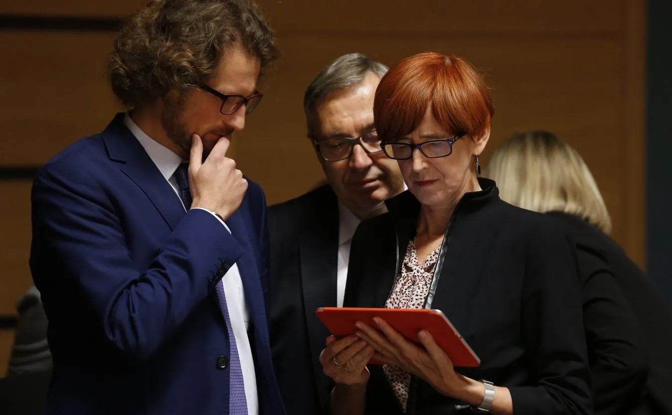 Rada UE przyjęła stanowisko ws. pracowników delegowanych przy sprzeciwie Polski. Grupa Wyszehradzka podzielona