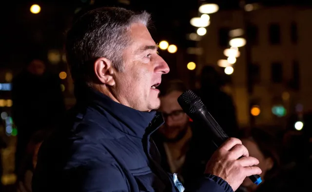 Frasyniuk: Naszym obowiązkiem jest zaprotestować przeciwko temu, że twarzą polskiej demokracji stał się faszysta i rasista