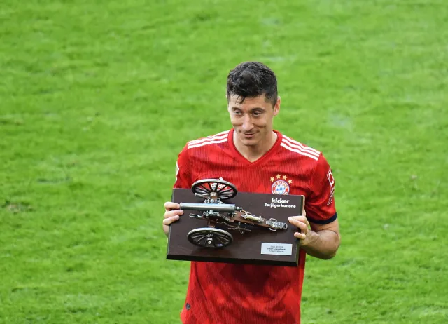 Lewandowski dostał trzecią w karierze armatę dla króla strzelców Bundesligi