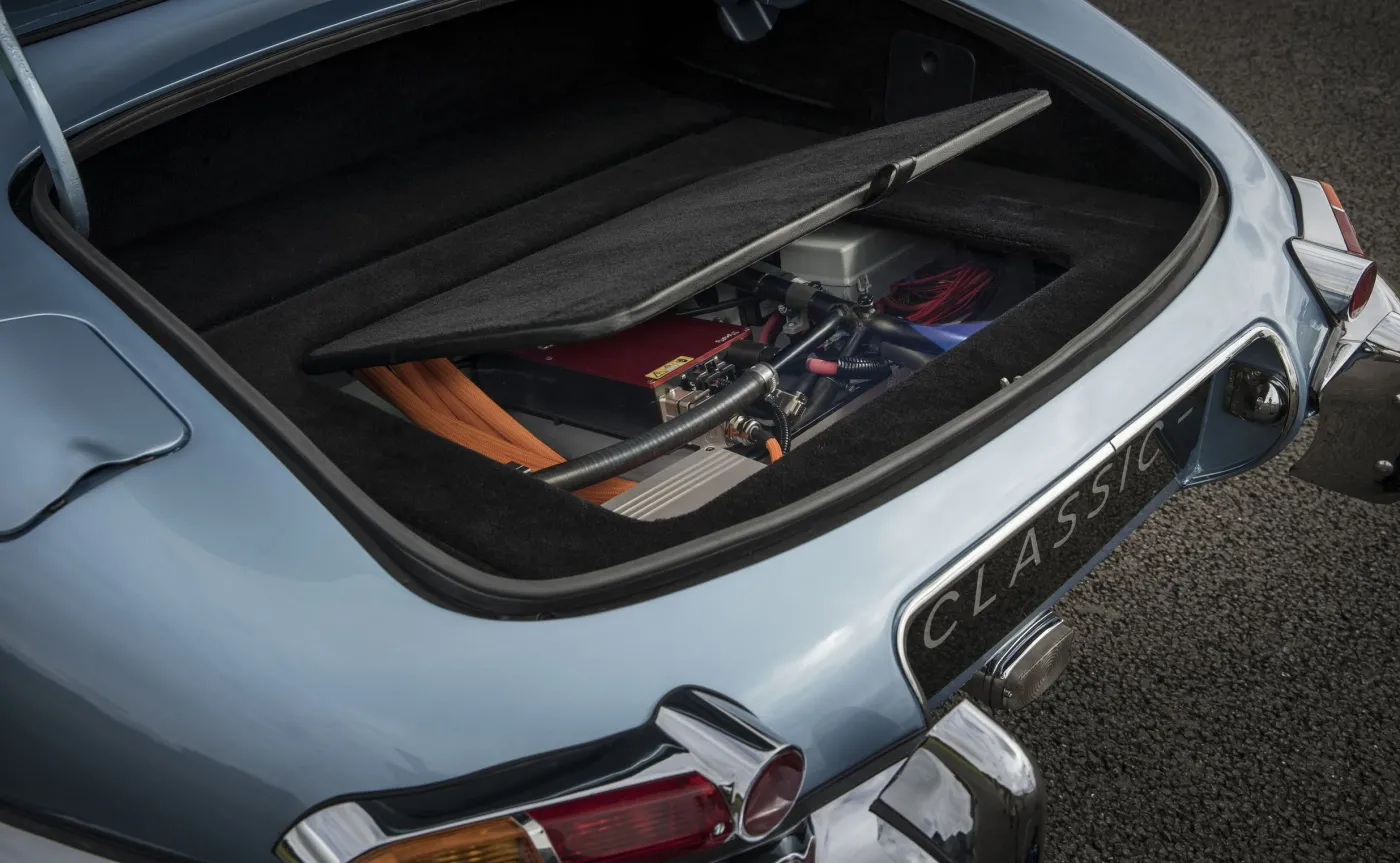 10982923-jaguar-e-type-zero.jpg