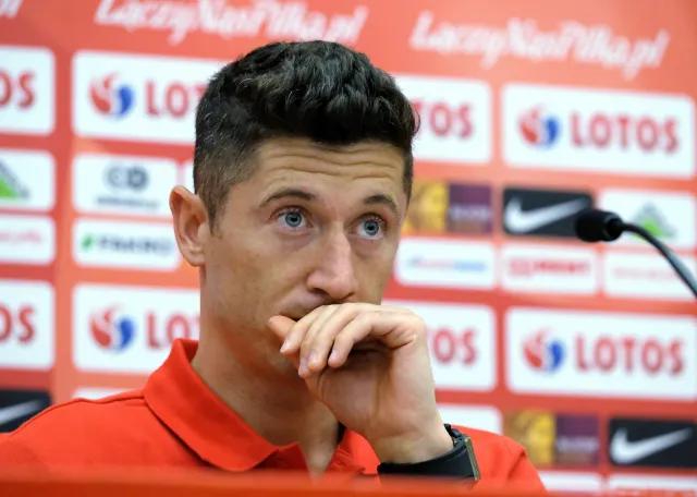 Lewandowski jeszcze przed mundialem zmieni klub? Jego agenci przylecieli na zgrupowanie reprezentacji Polski