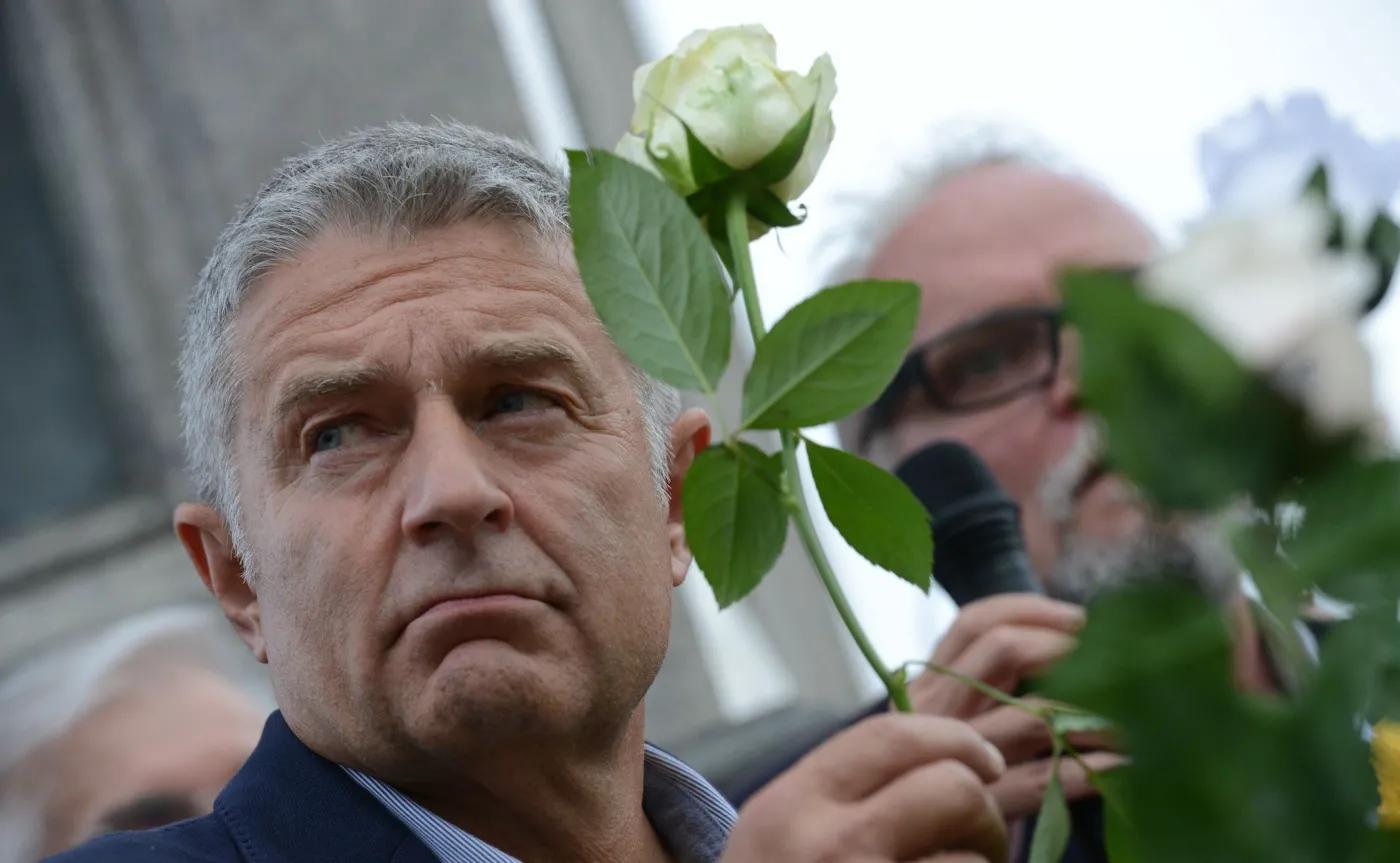 Morawiecki: Zakucie Frasyniuka w kajdanki chyba niepotrzebne. W latach 80. byłem wielokrotnie pobity za znaczek "Uwolnić Władka"