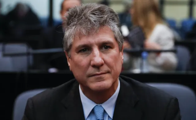 Były wiceprezydent Argentyny skazany na więzienie za korupcję