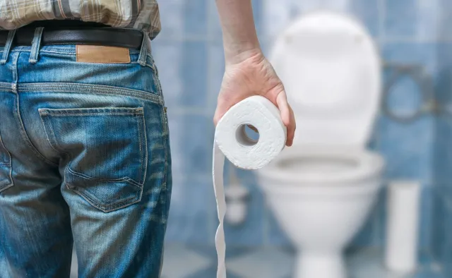 Wakacje bez biegunki. Jak zapobiec kłopotom żołądkowym?