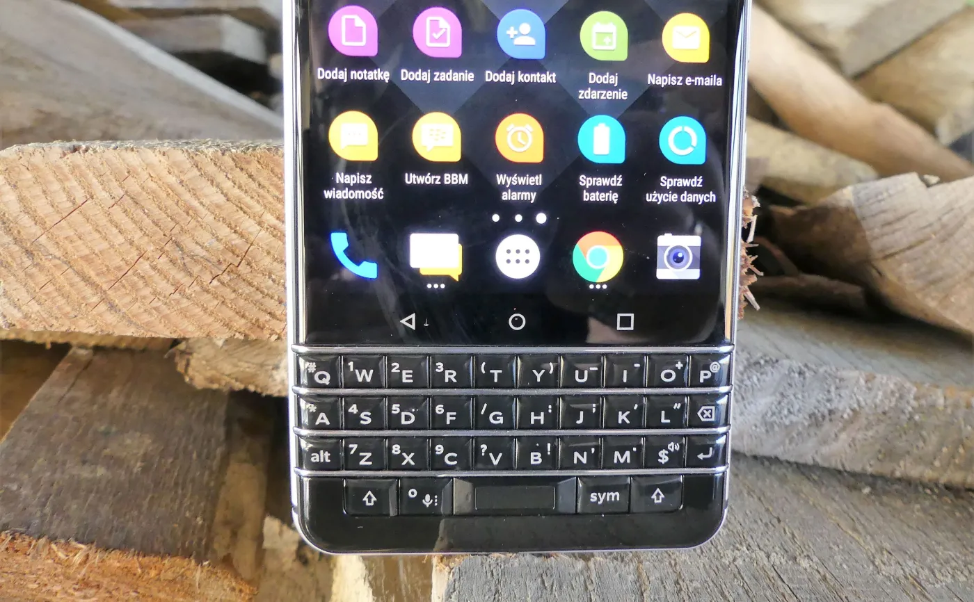 10863767-blackberry-keyone.jpg