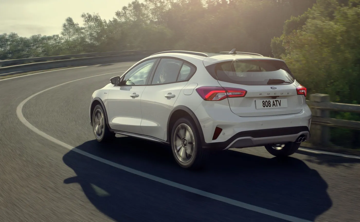 10896173-ford-focus-active.jpg