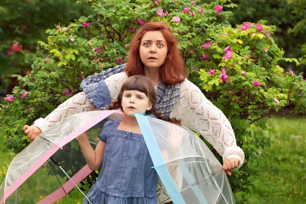 Spojrzyj na siebie krytycznie. Jak rozpoznać, że jest się nadopiekuńczym rodzicem?