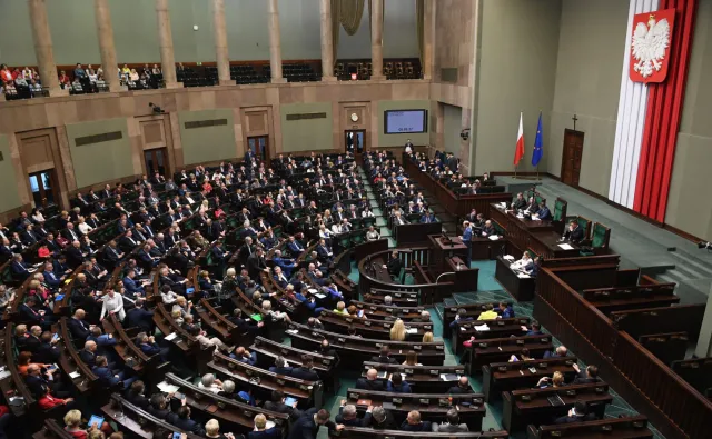 Sejm zmienił ustawy o KRS, SN i sądach powszechnych. Nowelizacja trafi na biurko prezydenta