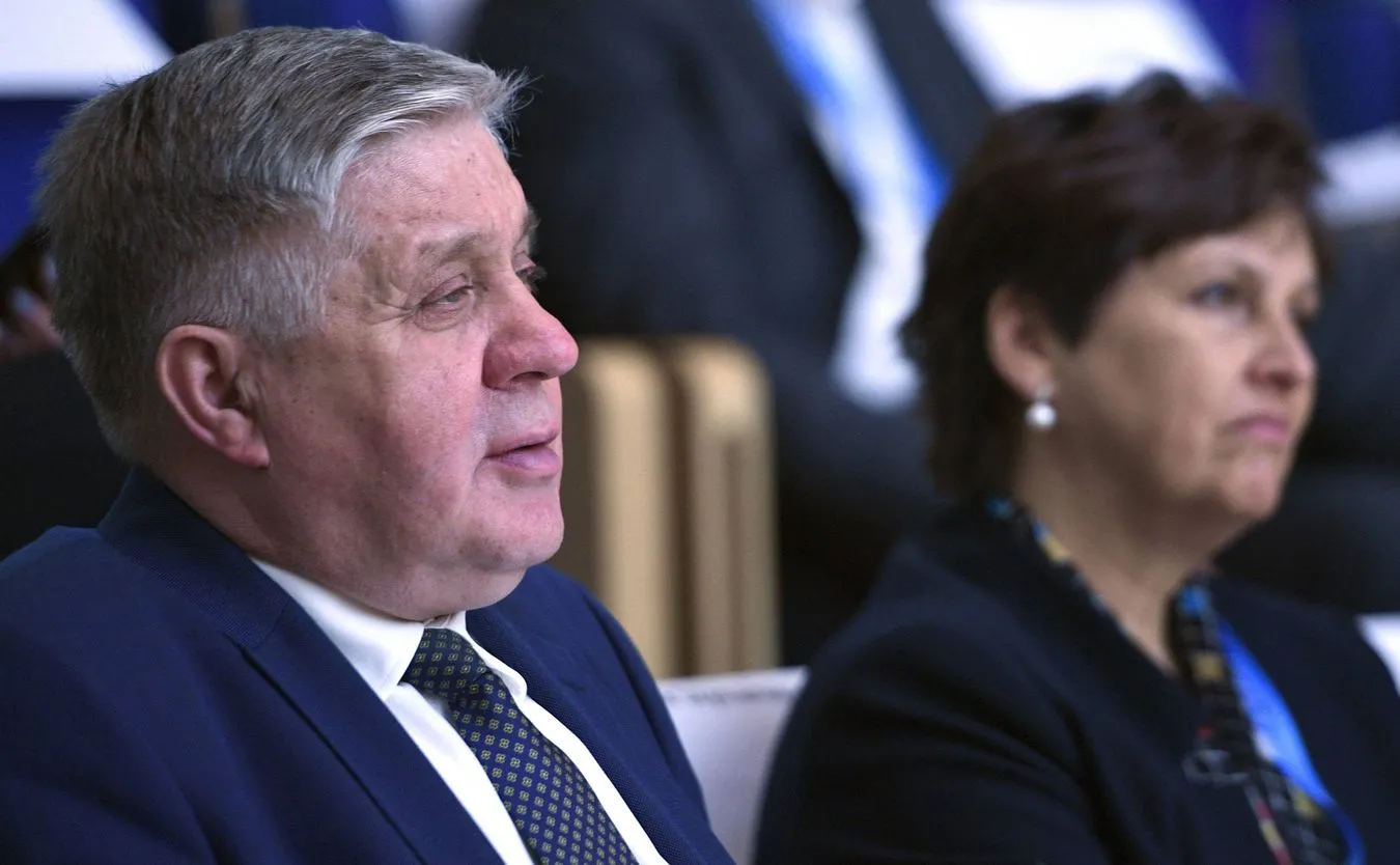 Nagrody także w spółkach podległych resortowi rolnictwa. Ponad 173 mln zł dla urzędników i 1,7 mln zł dla szefów