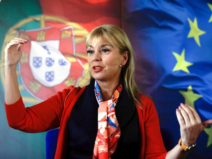 Nie do przeoczenia: odważny makijaż komisarz Bieńkowskiej. FOTO