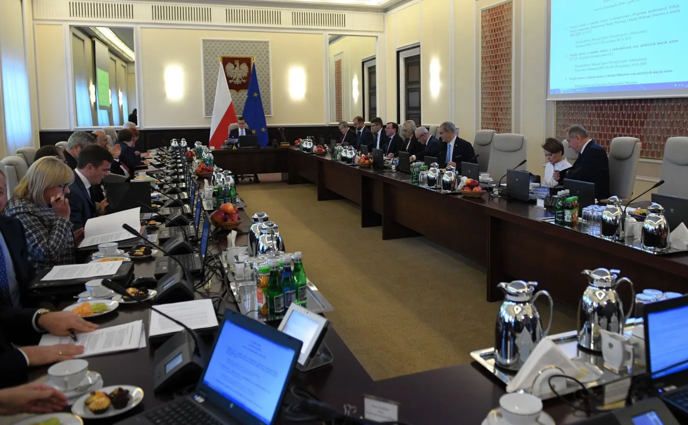 Mazurek dementuje informacje o zmianach w rządzie: To absolutna bzdura