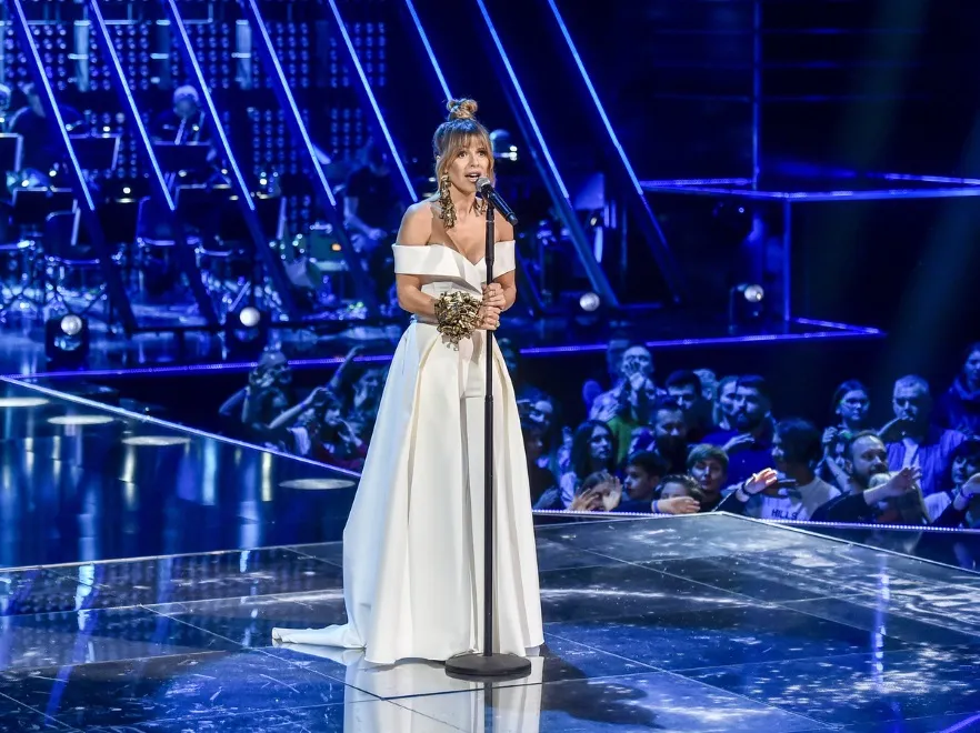 Naprawdę zmniejszony? Tak wygląda nowy (?) biust Dody. FOTO