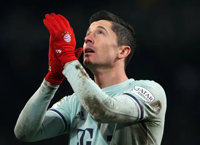 Liga niemiecka: Lewandowski z golem. Zespół Piszczka mistrzem jesieni