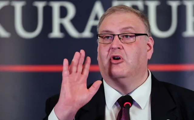 Święczkowski: TVN nie przekazała śledczym wszystkich nagrań z "urodzin Hitlera"