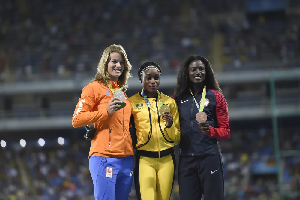 Tori Bowie (z prawej)