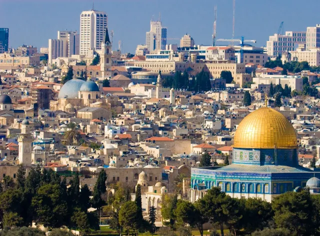 Dożywocie i ciężkie roboty dla Palestyńczyka. Poszło o próbę "sprzedaży ziemi Żydowi"