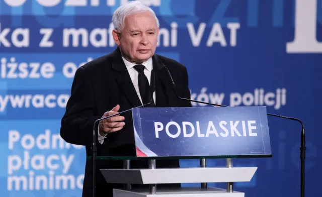 Kaczyński broni Morawieckiego: Jest atakowany, bo ukrócił nadużycia podatkowe