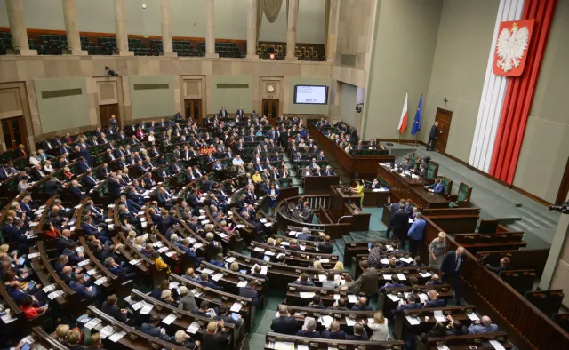 Posłowie uchwalili nowe święto. W tym roku 12 listopada będzie dniem wolnym od pracy