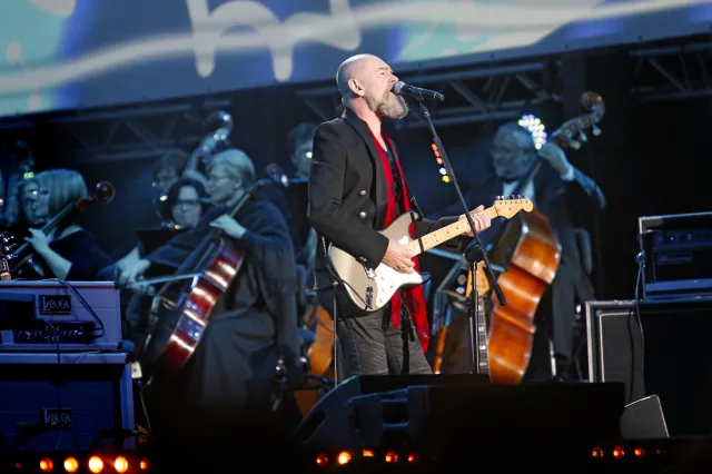 Wojciech Waglewski: Młodzi traktują politykę jako pożywkę dla tak zwanej beki i internet aż kipi od memów [ROZMOWA]