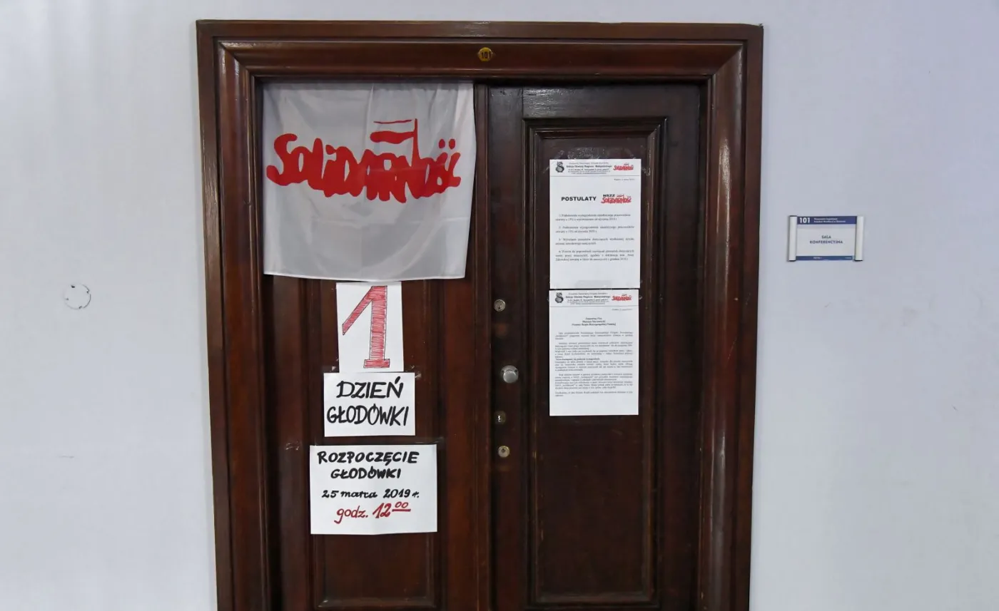 Strajk nauczycieli jest polityczny? Niekoniecznie [MAPA POPARCIA]