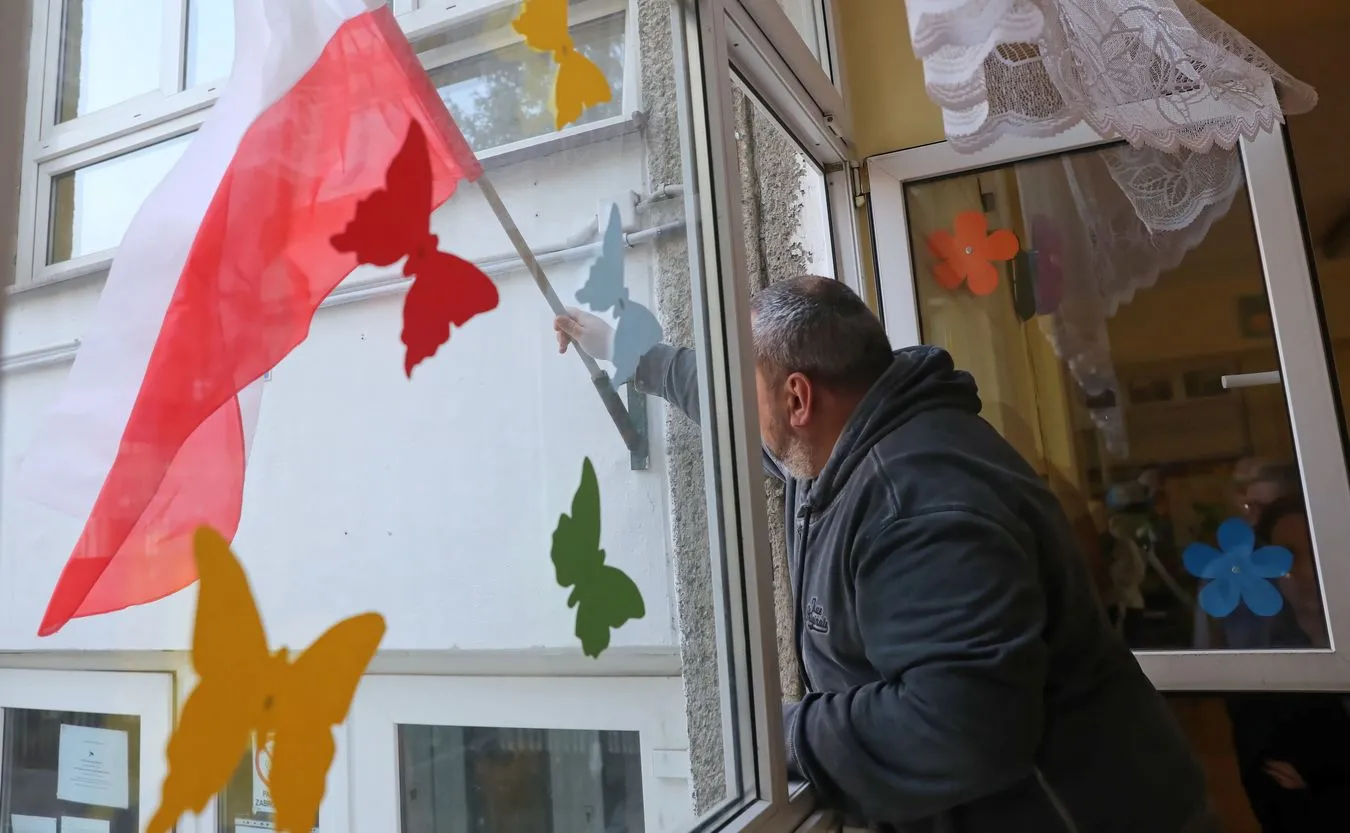 "Belfer nie świnia". Nauczyciele w całej Polsce nagrywają protest songi [WIDEO]