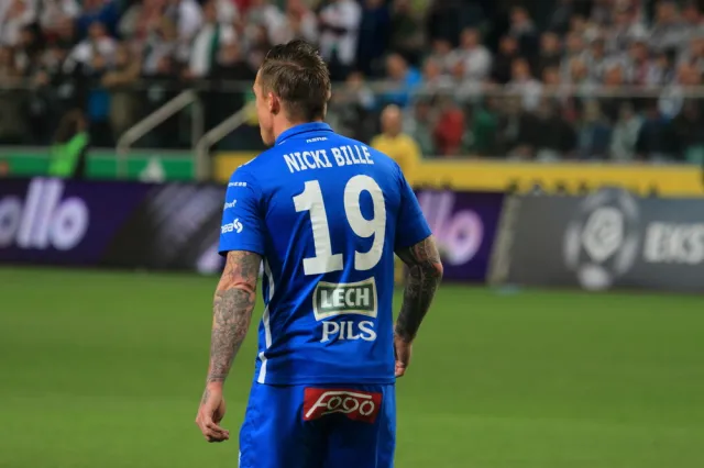 Nicki Bille Nielsen skazany na więzienie. Były piłkarz Lecha Poznań spędzi za kratami cztery miesiące