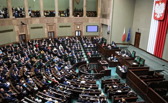 "Obrońcy pedofilów", "kaci bezbronnych dzieci". W Sejmie gorąca dyskusja nad Kodeksem karnym