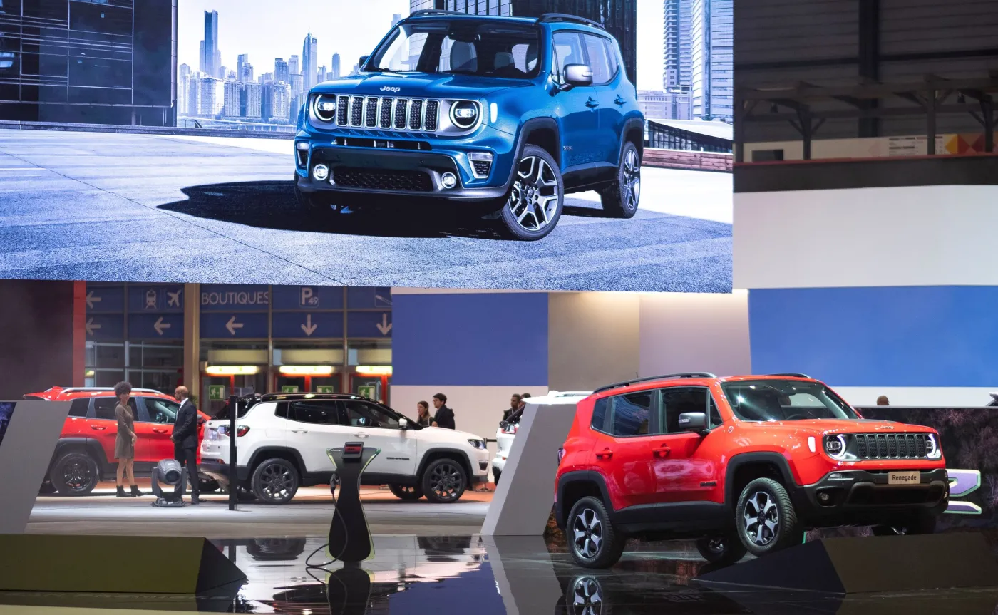12177284-jeep-renegade-phev.jpg