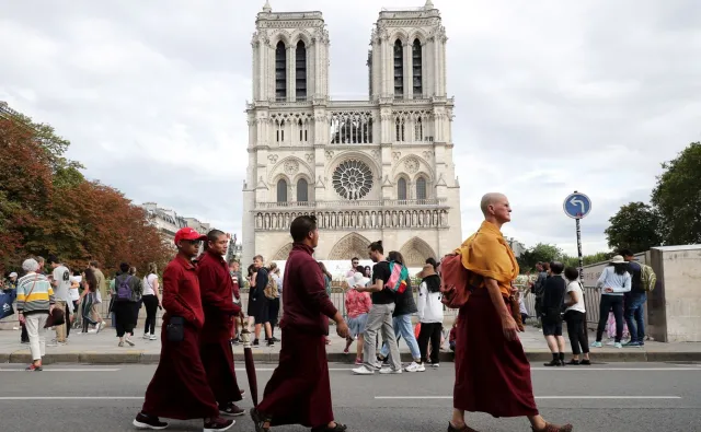 Ołów zanieczyszcza okolice katedry Notre Dame? Remont znowu przesunięty